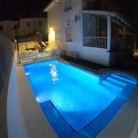 Maytes Villa *